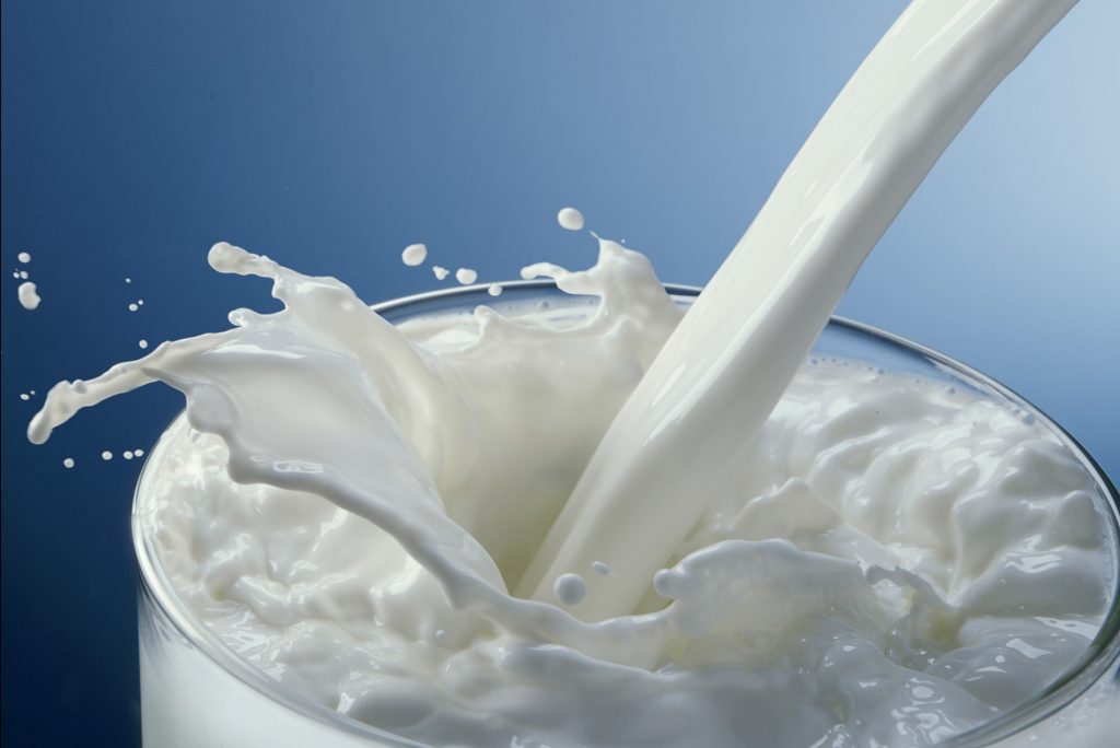 El precio de la leche en la UE creció en noviembre 43,1% frente al año anterior